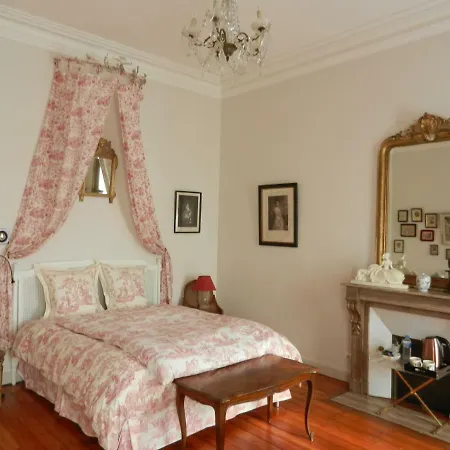 La Maison De L'ambassadeur Oda ve Kahvaltı 3*
